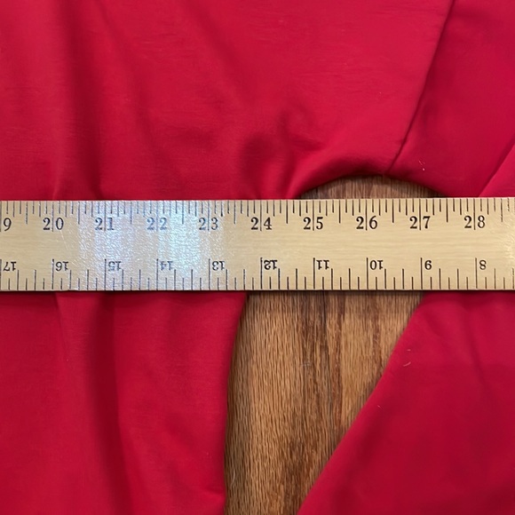 Women’s Size XL Lightweight long sleeve top Dutton Yellowstone Ranch Red Black - Picture 4 of 14